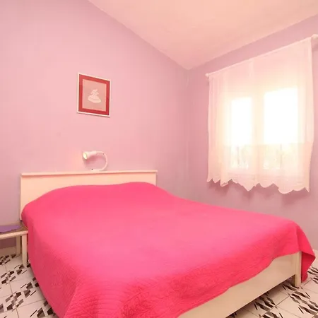 Lavdara 8114a Apartment *